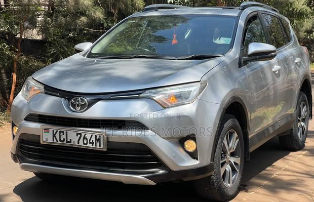 Toyota RAV4 2016