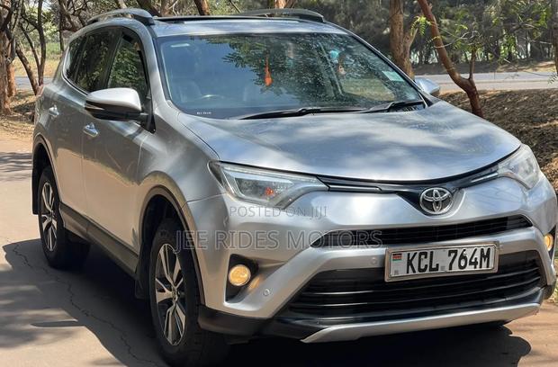 Toyota RAV4 2016