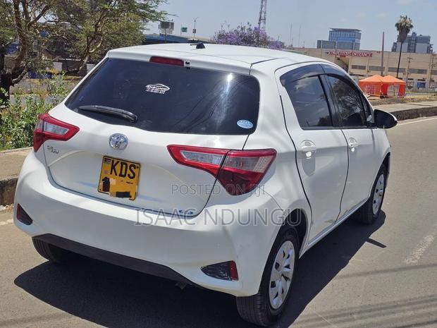 Toyota Vitz 2017 White