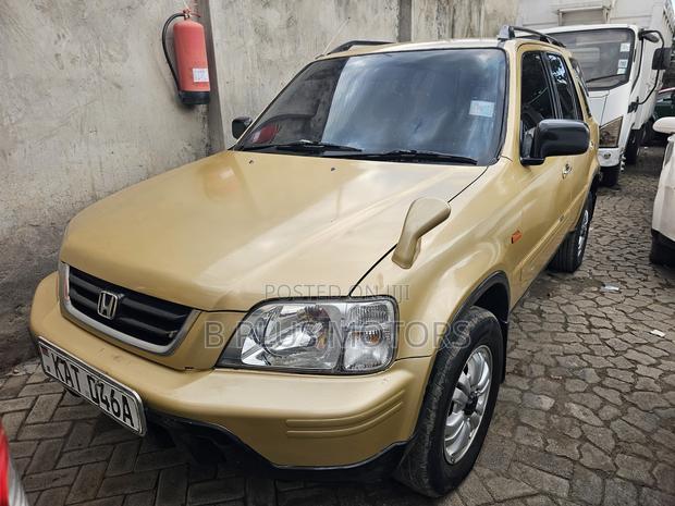 Honda CR-V 2004 Gold