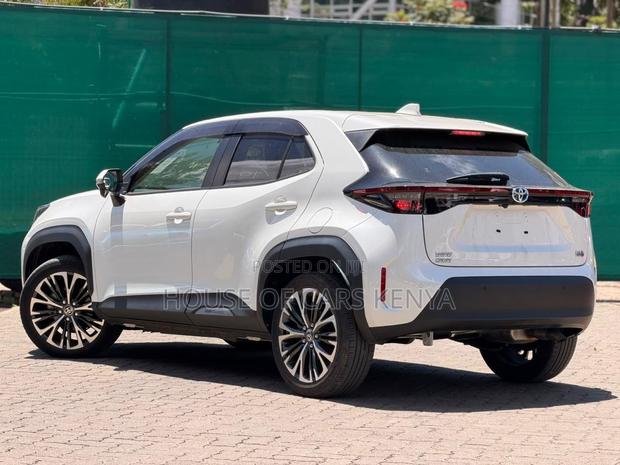 Toyota Yaris Cross 2020 Pearl