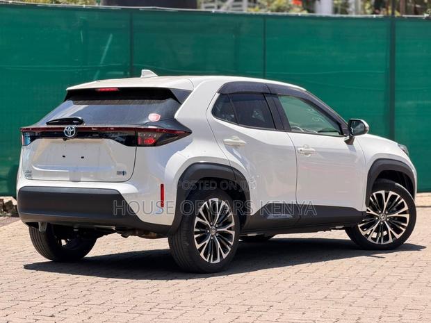 Toyota Yaris Cross 2020 Pearl