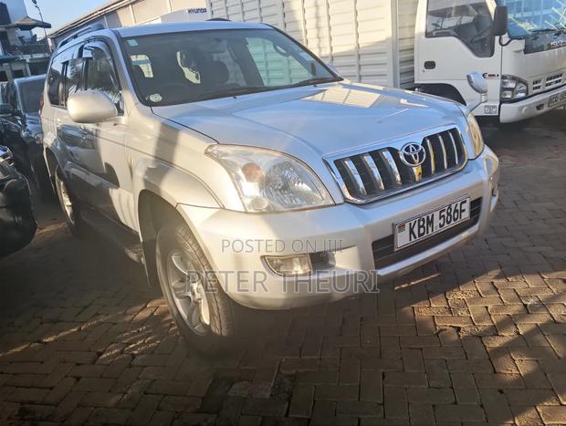 Toyota Land Cruiser 2004 Silver