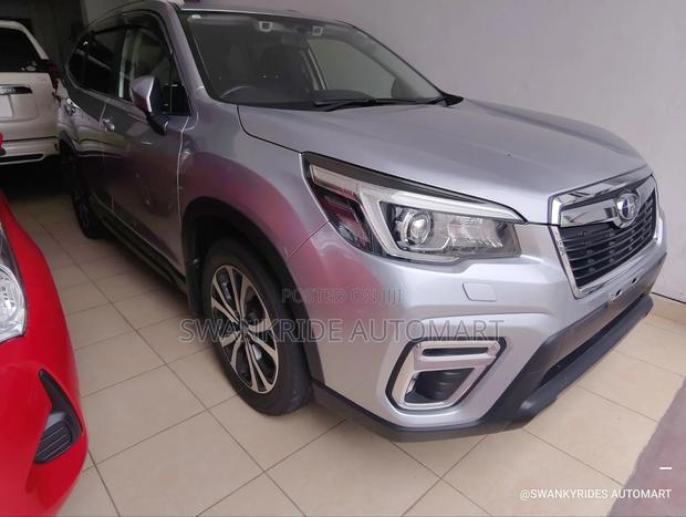 Subaru Forester 2018 Silver