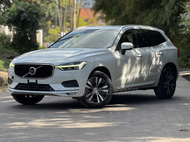 Volvo XC60 2019 Pearl