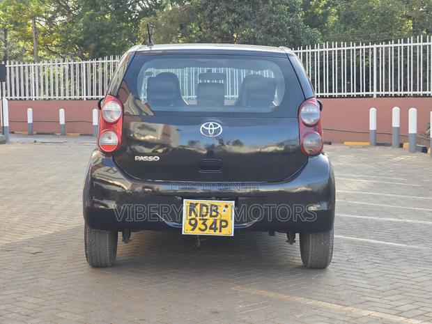 Toyota Passo 2013 Black