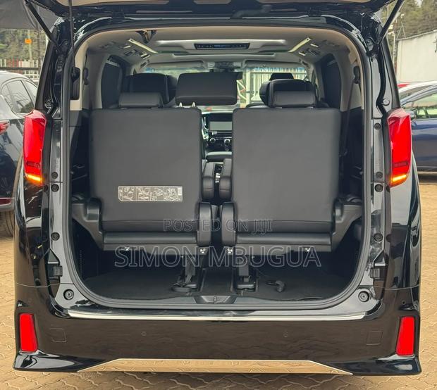 Toyota Alphard 2019 Black