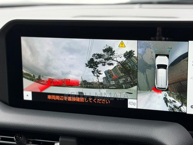 Toyota Land Cruiser Prado 2.8 2024 White