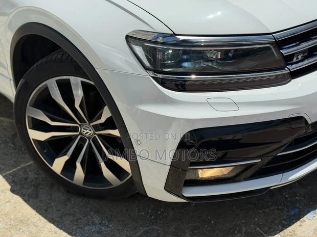 Volkswagen Tiguan 2.0T SEL Premium R-Line AWD 4MOTION 2020