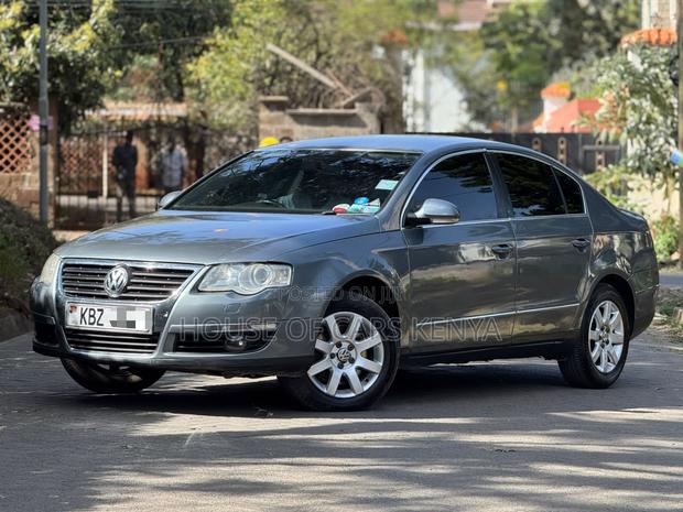 Volkswagen Passat 2.0 2008 Gray