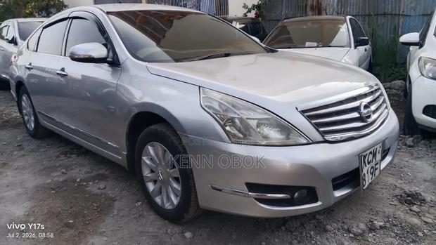 Nissan Teana 2012 Silver