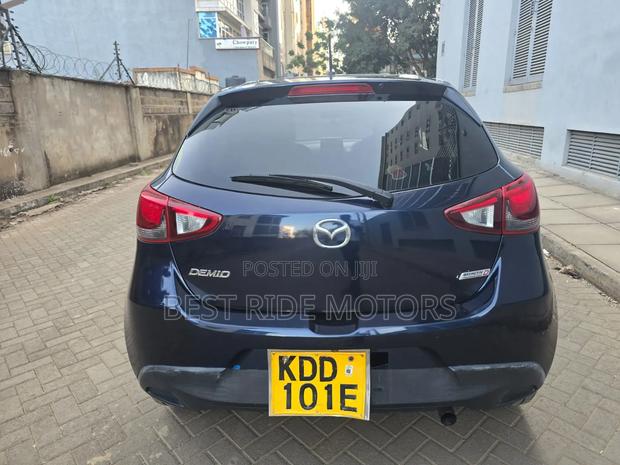 Mazda Demio 2016