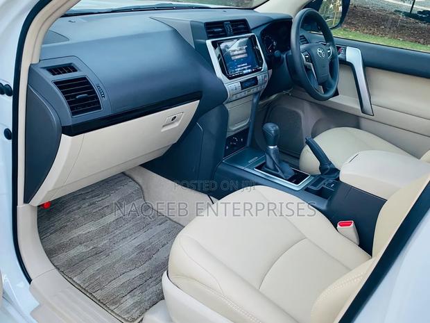 Toyota Land Cruiser Prado 2.7 2021 White