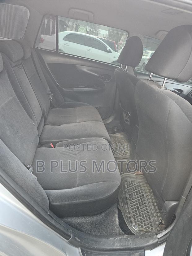 Toyota Corolla Fielder 2009 Silver