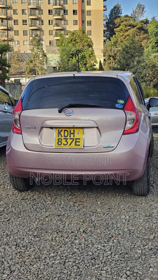 Nissan Note 2014 Pink