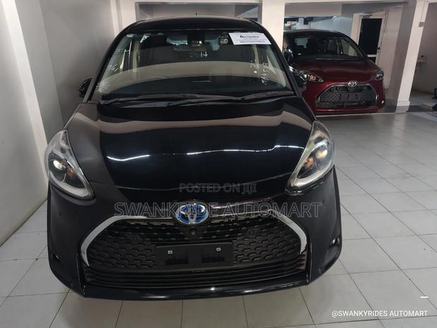 Toyota Sienta 2019 Black