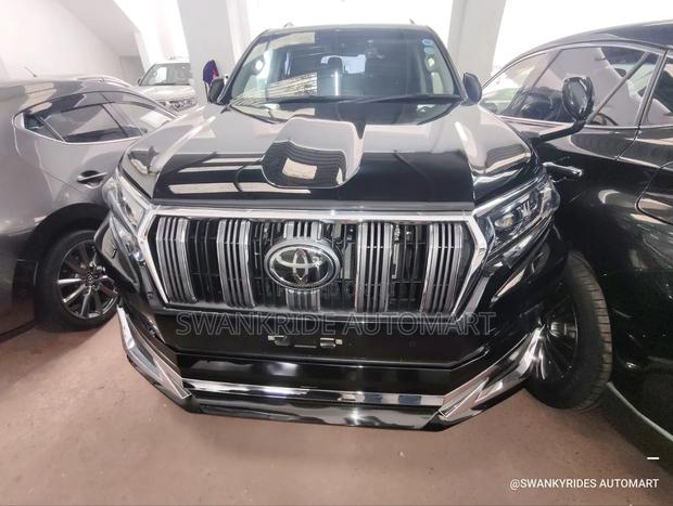 Toyota Land Cruiser Prado 2021 Black
