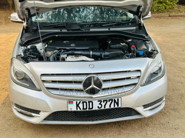 Mercedes-Benz B-Class 2014 Silver