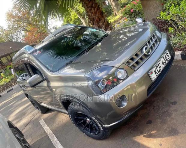 Nissan X-Trail 2.0 Automatic 2008 Gray