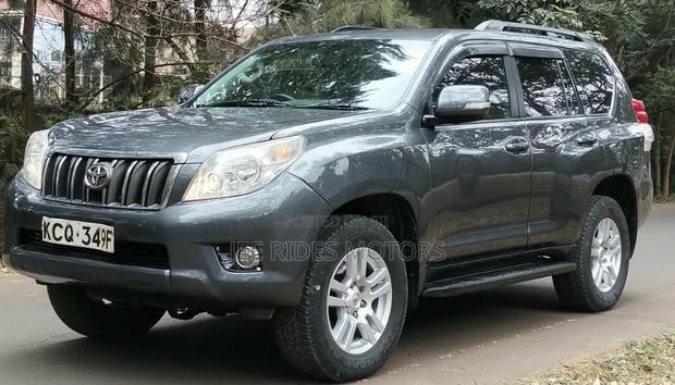 Toyota Land Cruiser Prado 2012