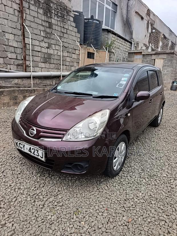 Nissan Note 2012 Maroon