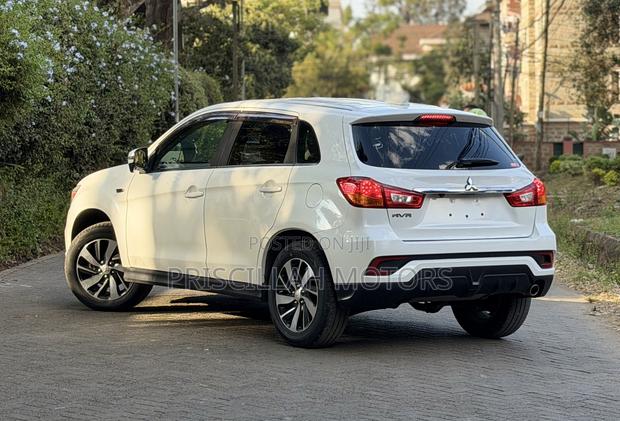 Mitsubishi RVR 2019 White