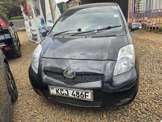 Toyota Vitz 1.3 FWD 5dr 2008 Black