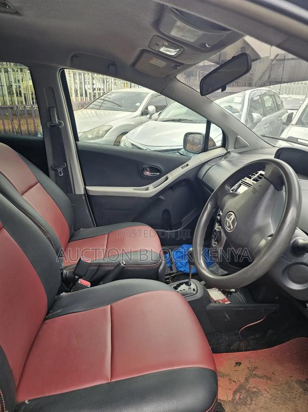 Toyota Vitz 1.3 FWD 5dr 2008 Black