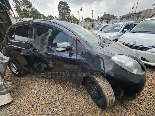 Toyota Vitz 1.3 FWD 5dr 2008 Black