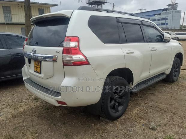 Toyota Land Cruiser Prado 2.8 D-4D 2015 White