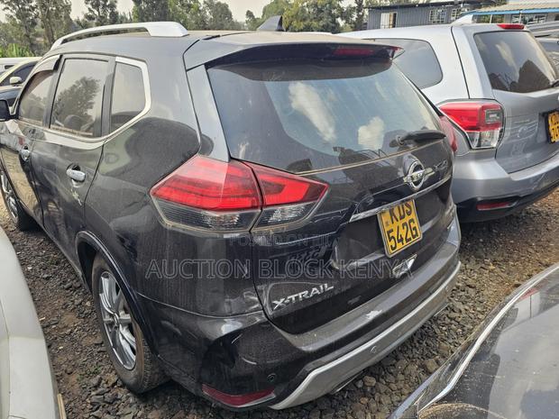 Nissan X-Trail 2.0 Petrol AWD 2017 Black