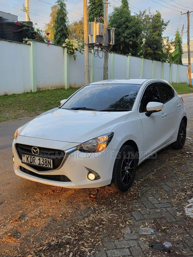 Mazda Demio 2017 White