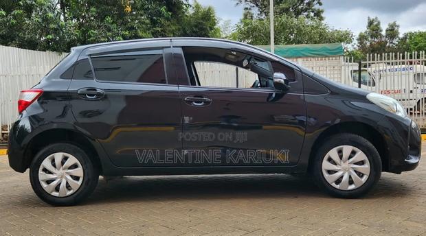 Toyota Vitz 1.0 FWD 5dr 2018 Black