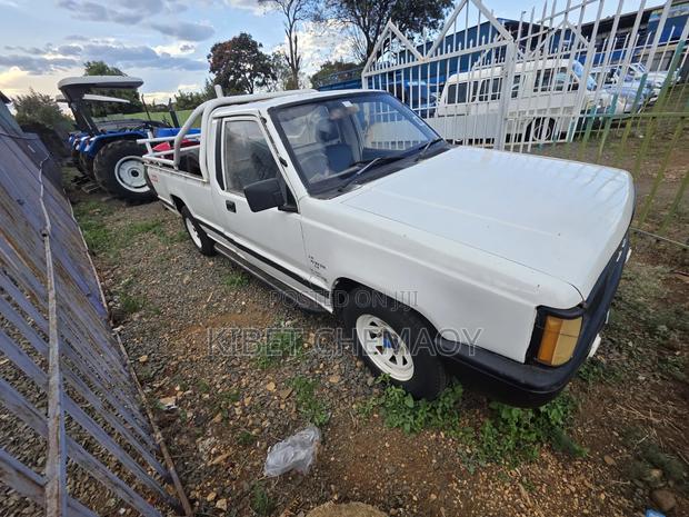 Mitsubishi L200 1994 White