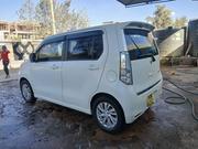 Suzuki Wagon R 2015 White for sale