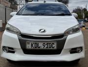 Toyota Wish 2015 Pearl for sale