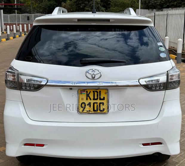 Toyota Wish 2015 Pearl