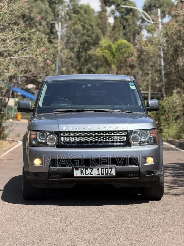 Land Rover Range Rover Sport 2013 Gray
