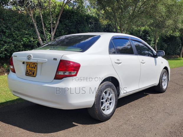 Toyota Axio 2010 White