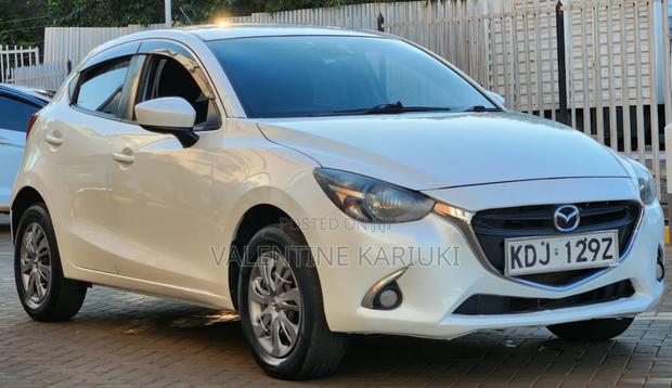 Mazda Demio 2015 Pearl