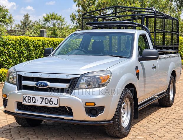 Ford Ranger 2010 Silver