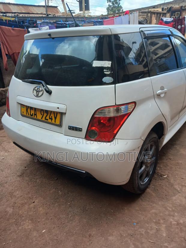 Toyota IST 2008 White