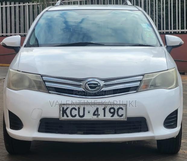Toyota Corolla Fielder 1.5 Petrol FWD 2013 Pearl