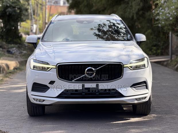 Volvo XC60 2019 White