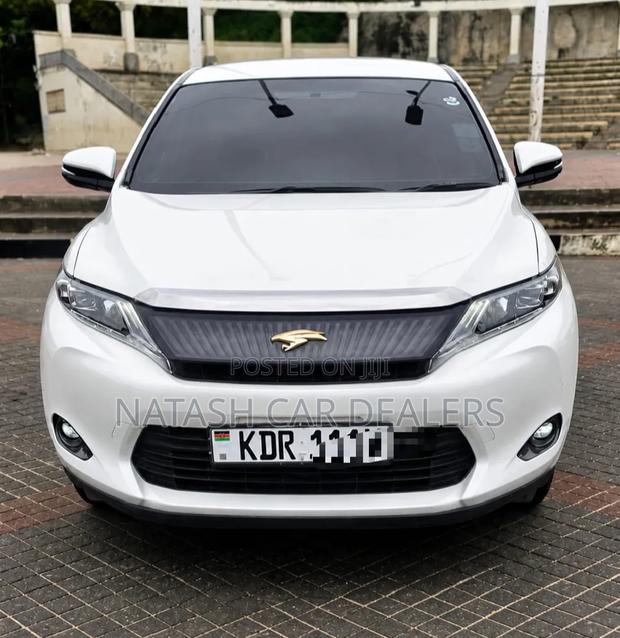 Toyota Harrier 2018 White