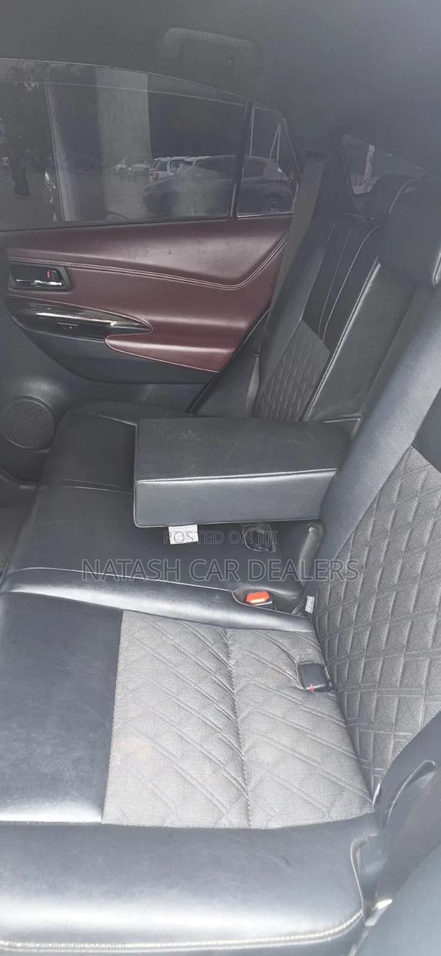 Toyota Harrier 2018 White