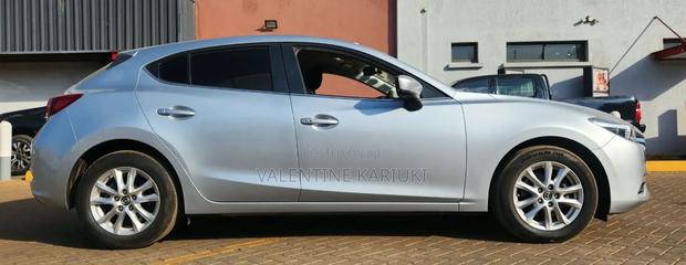 Mazda Axela 2018 Silver