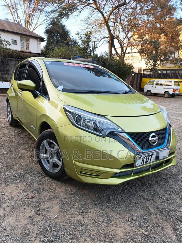 Nissan Note 1.2 Hybrid 2017 Green