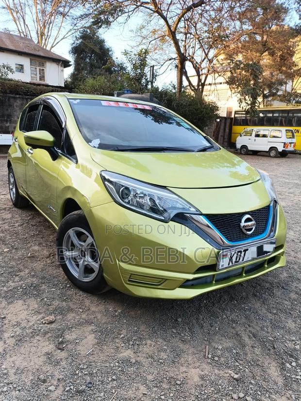 Nissan Note 1.2 Hybrid 2017 Green