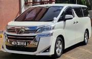 Toyota Vellfire 2018 Pearl for sale